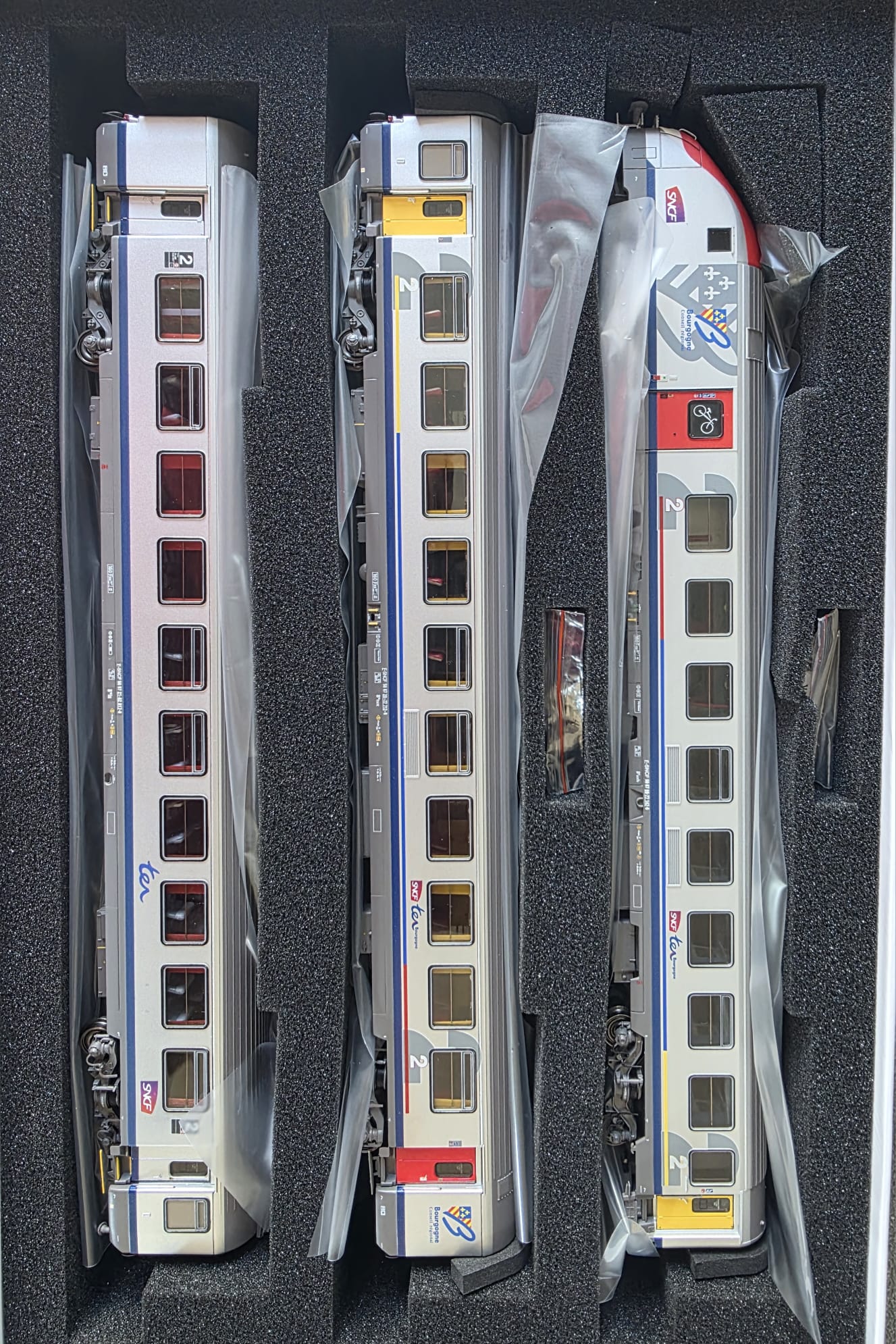 Set B5-vtu bourgogne logo carmillon – Image 2