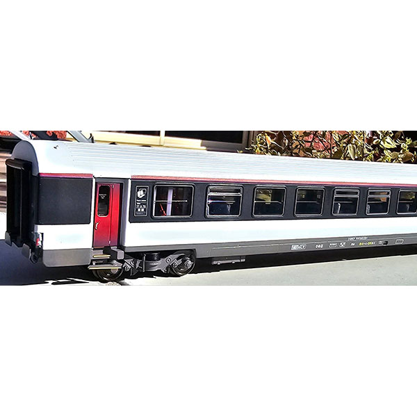 Voiture Corail Vtu LSM Nuit Toit Blanc Sièges Inclinable