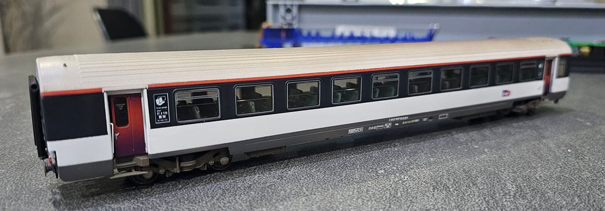 Voiture Corail Vtu LSM Nuit Toit Blanc Sièges Inclinable – Image 4